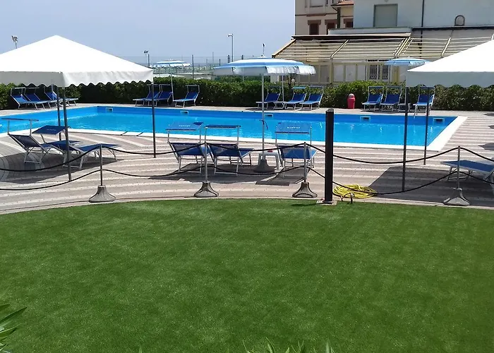 Atlantic Hotell 3*