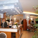 Atlantic מלון