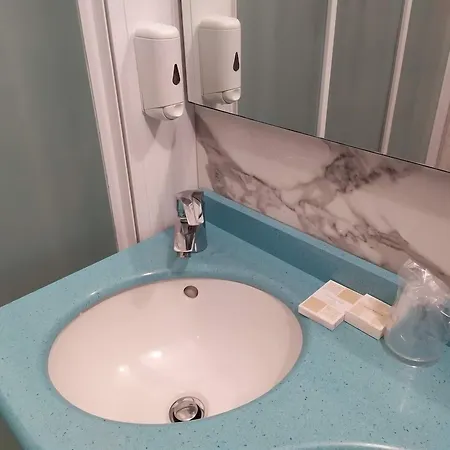 Atlantic Отель Римини