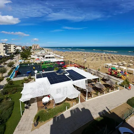 Atlantic Hotel 3*