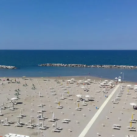 فندق Atlantic 3*