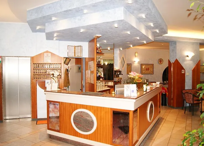 大西洋酒店 里米尼